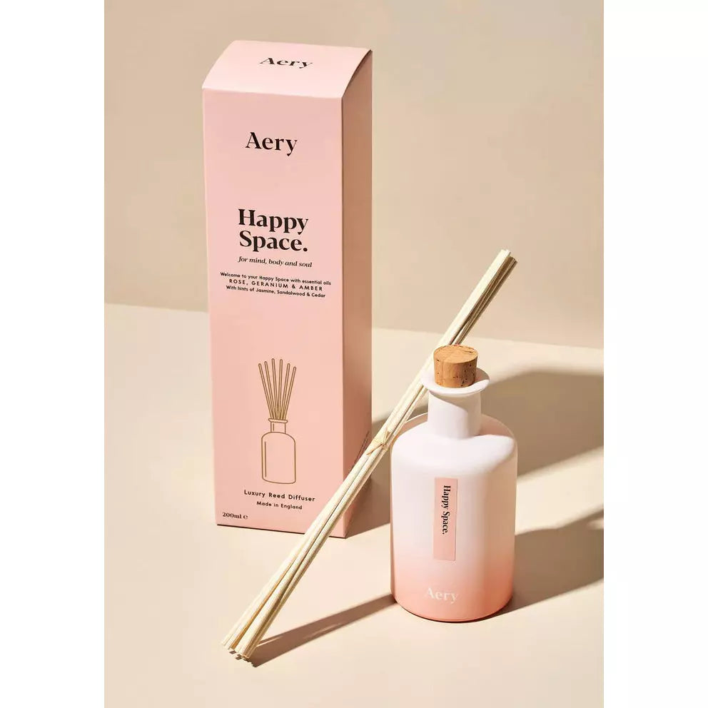 HAPPY SPACE REED DIFFUSER - ROSE GERANIUM AND AMBER - sleeboo